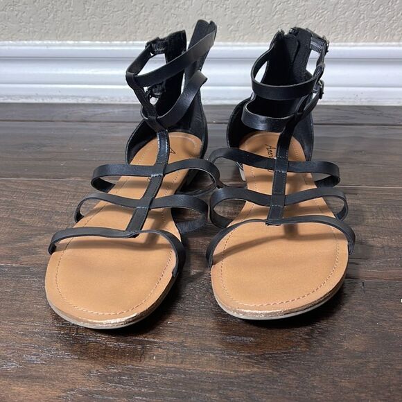 AMERICAN EAGLE BLACK SANDAL SIZE 9 - Picture 7 of 9
